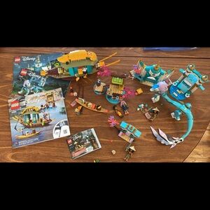 LEGO Disney Raya's Magical Adventure Set - Blue, Yellow, Pink